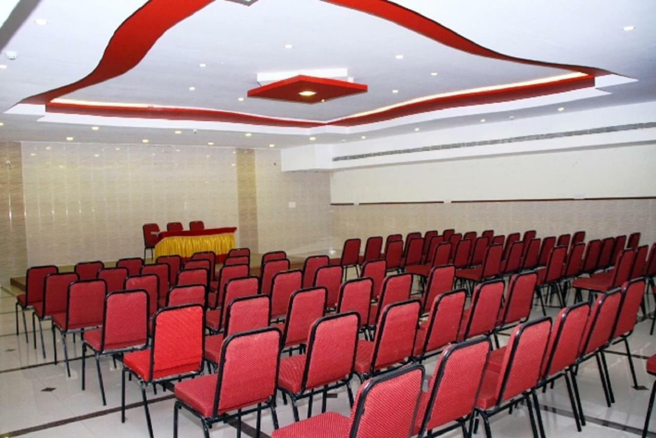 Hotel Poppys S.E.T Residency Kumbakonam Exterior foto
